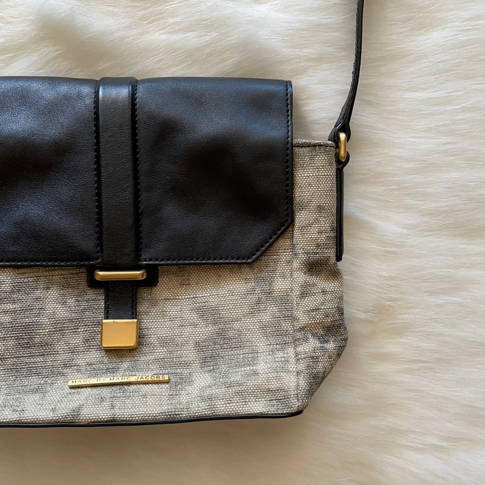 marc by marc jacobs crossbody